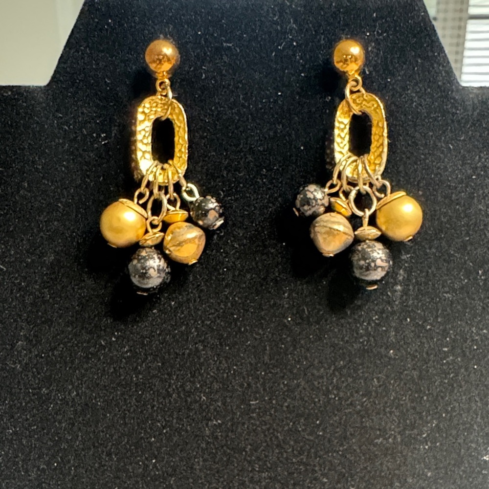 Casual Corner Gold and Black Drop Earrings